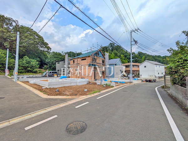 接道状況および現場風景　【武蔵村山市中藤４丁目】