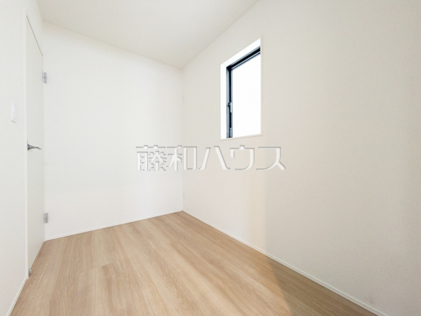 1号棟　サービスルーム　【富士見市山室２丁目】