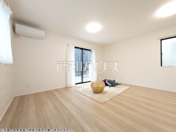 1号棟　リビング　【富士見市山室２丁目】