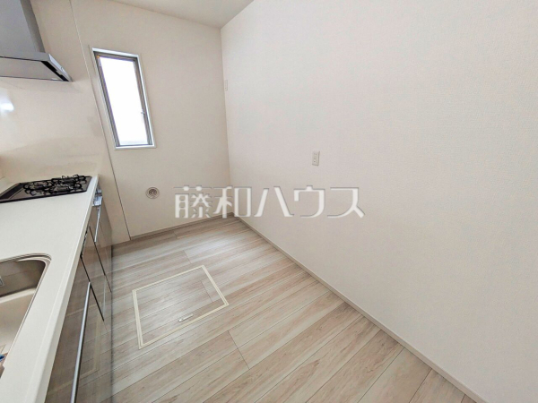 1号棟　キッチン　【所沢市小手指南２丁目】