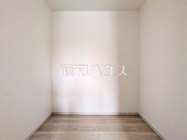 1号棟　収納　【所沢市小手指南２丁目】