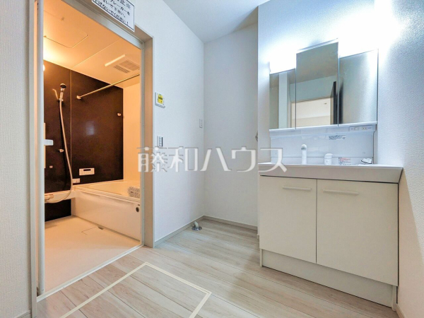 1号棟　洗面室　【所沢市小手指南２丁目】
