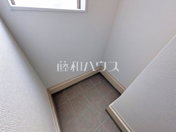 1号棟　収納　【所沢市小手指南２丁目】