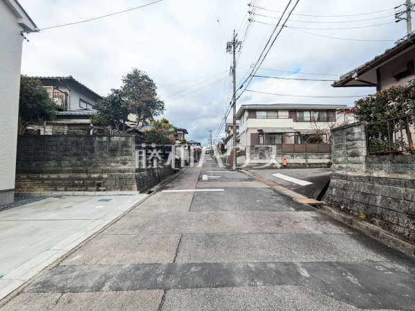 接道状況および現場風景　【春日井市坂下町５丁目】