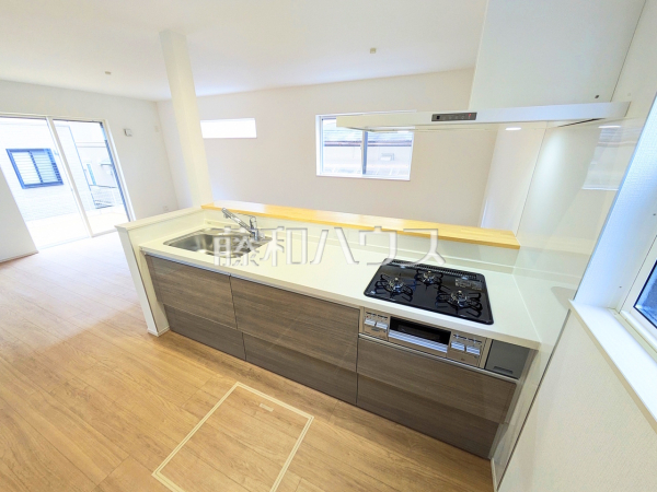 キッチン　【春日井市坂下町５丁目】