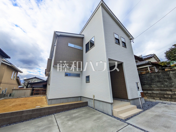 外観　【春日井市坂下町５丁目】