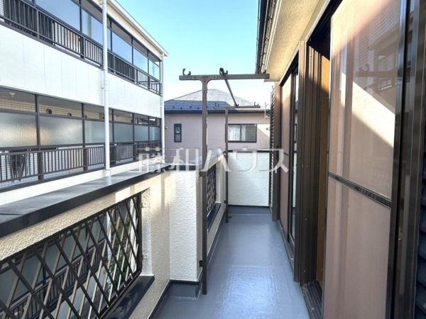 バルコニー　【所沢市けやき台１丁目】