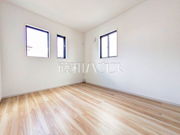 居室　【八王子市中野山王１丁目】