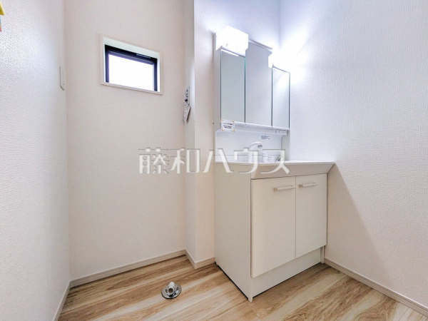 洗面室　【八王子市中野山王１丁目】