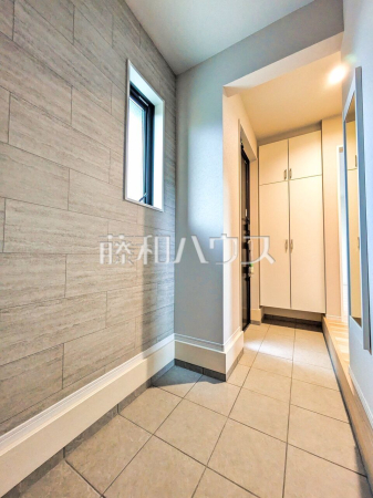 玄関　【八王子市中野山王１丁目】