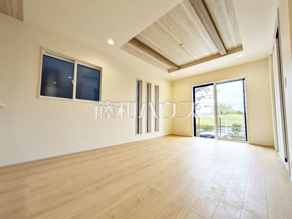 1号棟　リビング　【府中市小柳町５丁目】