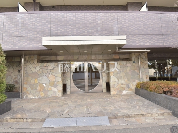 エントランス　【レーベンハイム小平ラルレーヴ】