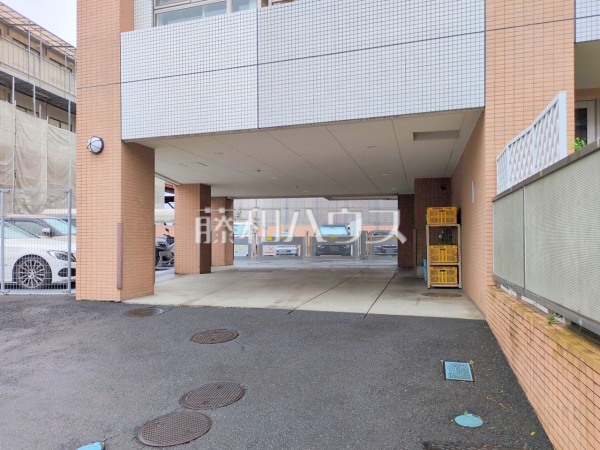 駐車場　【ジェイパーク和光】