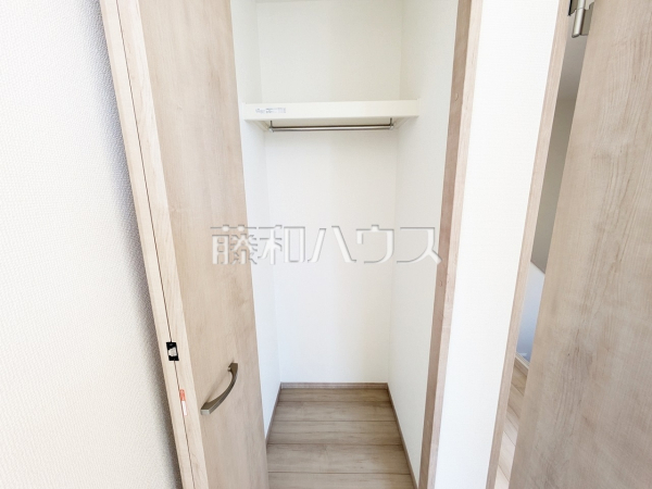 C号棟　収納　【北名古屋市薬師寺山浦】