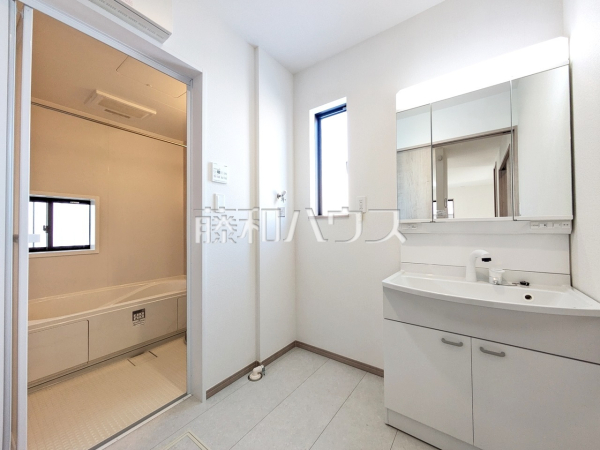 C号棟　洗面室　【北名古屋市薬師寺山浦】