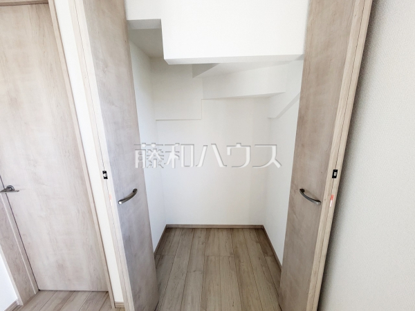 C号棟　収納　【北名古屋市薬師寺山浦】