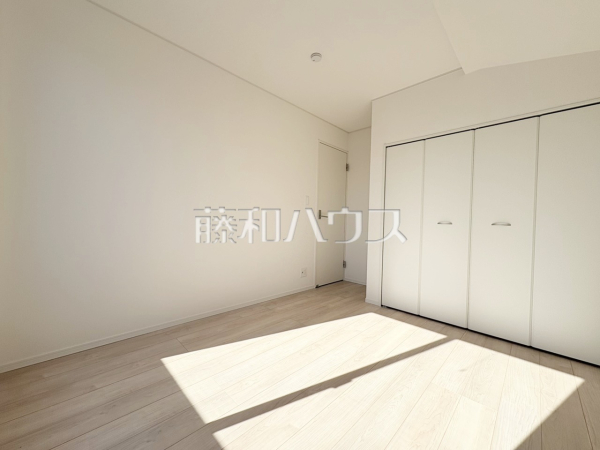 明るい陽ざしと心地よい住み心地。家族が笑顔になれる居住空間...
居室　【清瀬市中里１丁目】