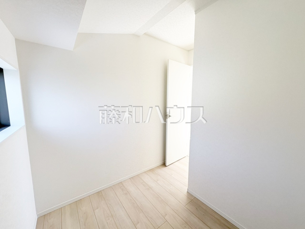 居室　【清瀬市中里１丁目】