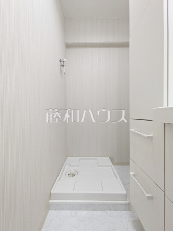 洗濯機置き場　【ヴェルドミール多摩川】