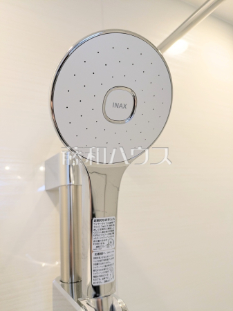 スイッチ付きシャワーヘッド　【ヴェルドミール多摩川】