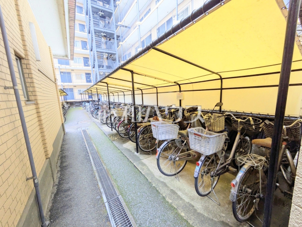 駐輪場　【ヴェルドミール多摩川】