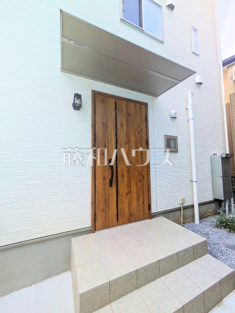 玄関　【新座市大和田４丁目】
