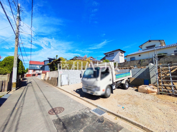 接道状況および現場風景　【福岡市東区美和台５丁目】