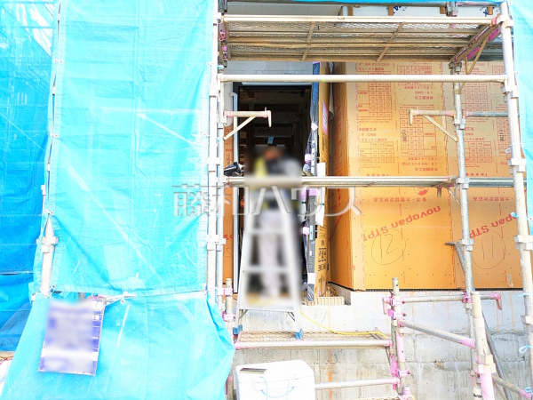 1号棟　玄関　【日野市西平山５丁目】