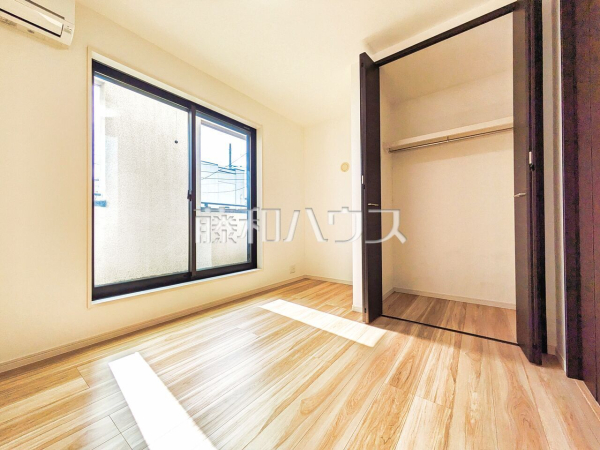 2F居室(5.2帖)　【東久留米市八幡町２丁目】
