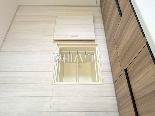 3号棟　床下収納　【立川市上砂町３丁目】