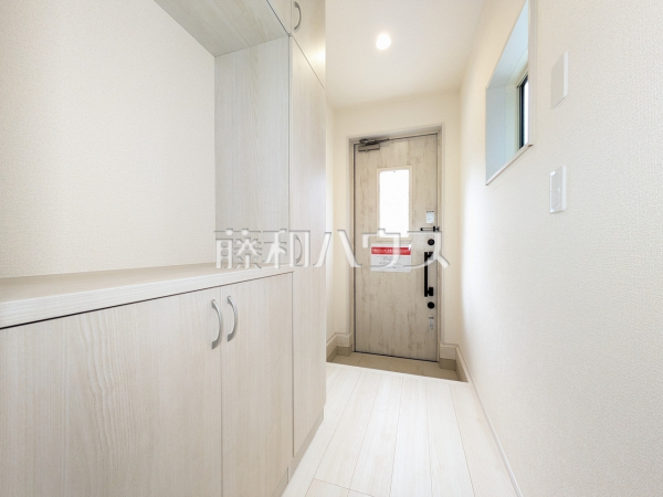 3号棟　玄関ホール　【立川市上砂町３丁目】