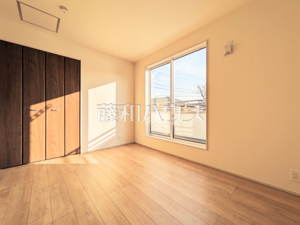 居室　【三鷹市北野３丁目】