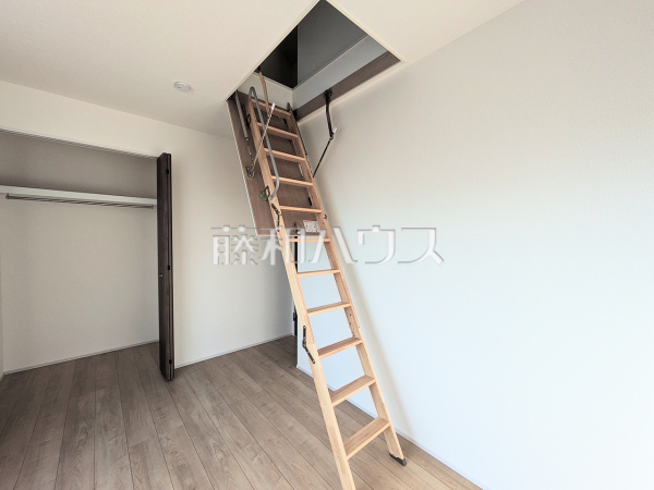 ≪居室≫　【三鷹市北野３丁目】