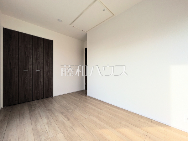 ≪居室≫建物のプレゼンをさせていただきますので、実際の完成イメージを思い描いていただくことができます。お気軽にお問合せ下さい。【三鷹市北野３丁目】