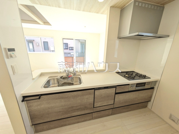 3号棟　キッチン　【府中市四谷４丁目】