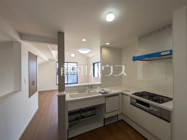 1号棟　キッチン　【国立市青柳１丁目】