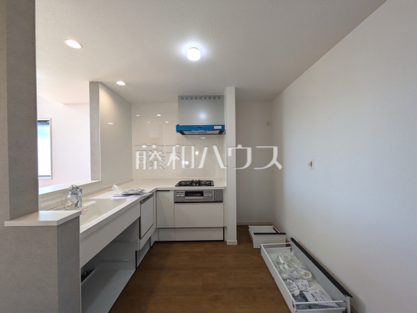 1号棟　キッチン　【国立市青柳１丁目】