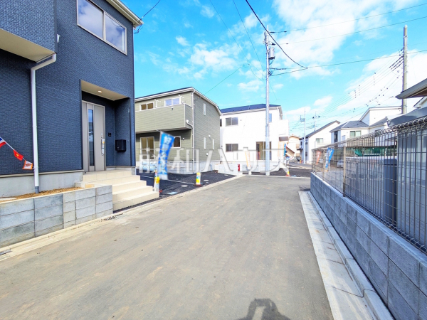 接道状況および現場風景　【新座市畑中２丁目】