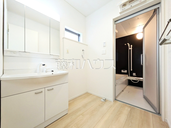 6号棟　洗面室　【新座市畑中２丁目】