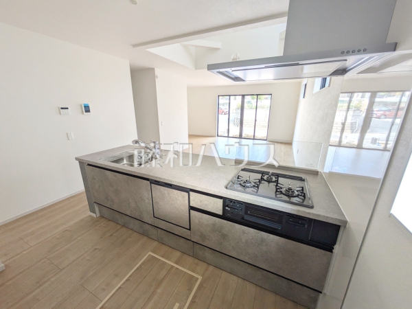 1号棟　キッチン　【福岡市東区香椎２丁目】