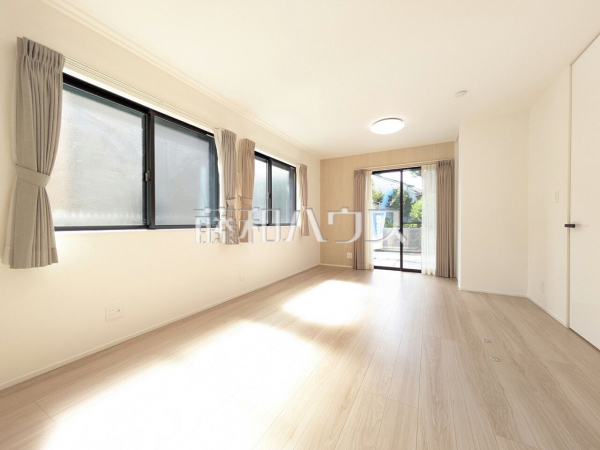 居室　【杉並区善福寺４丁目】