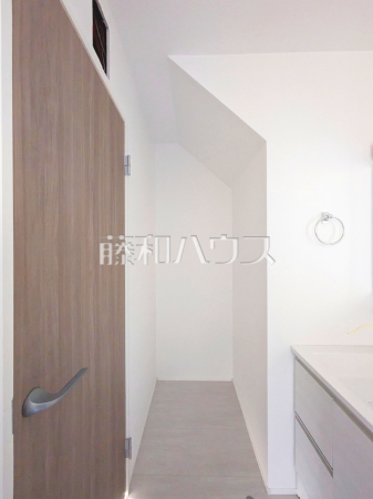 1号棟　リネン庫　【八王子市石川町】