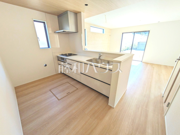 2号棟　キッチン　【八王子市石川町】