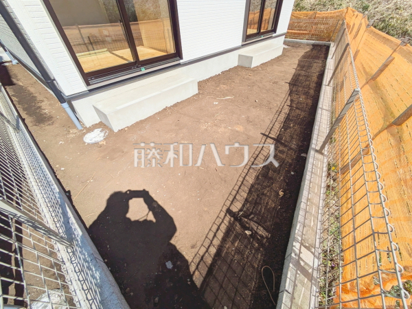 2号棟　庭　【八王子市石川町】