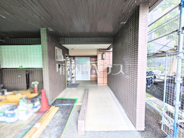 エントランス　【ライオンズヴィラッジオ5000Villa　Ⅱ】