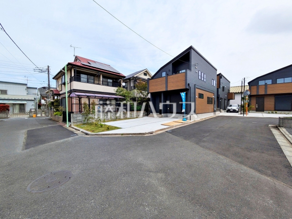 接道状況および現場風景　【三鷹市上連雀９丁目】