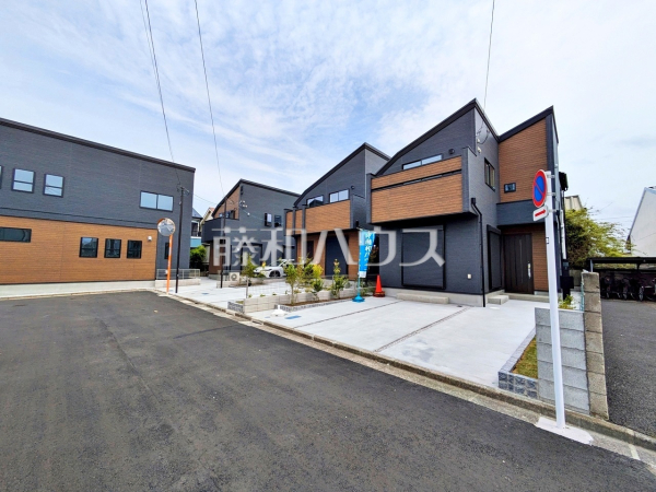 接道状況および現場風景　【三鷹市上連雀９丁目】