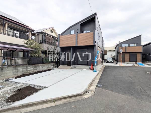 接道状況および現場風景　【三鷹市上連雀９丁目】