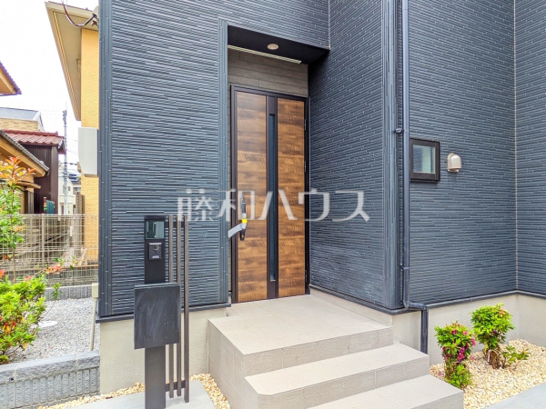 1号棟　玄関　【立川市柏町４丁目】