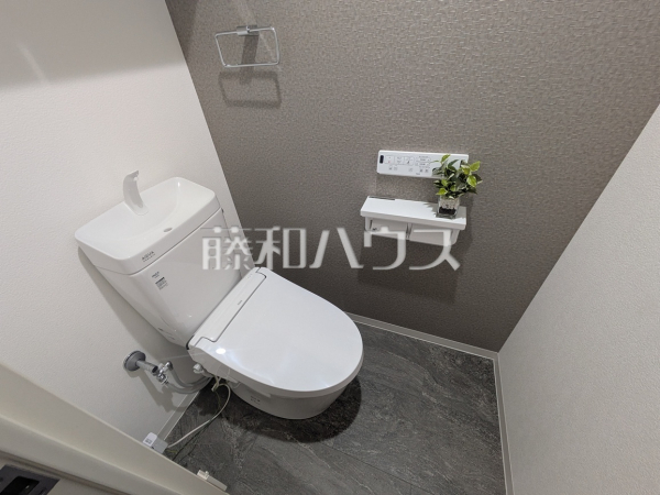 トイレ　【ライオンズステーションプラザ勝川弐番館】